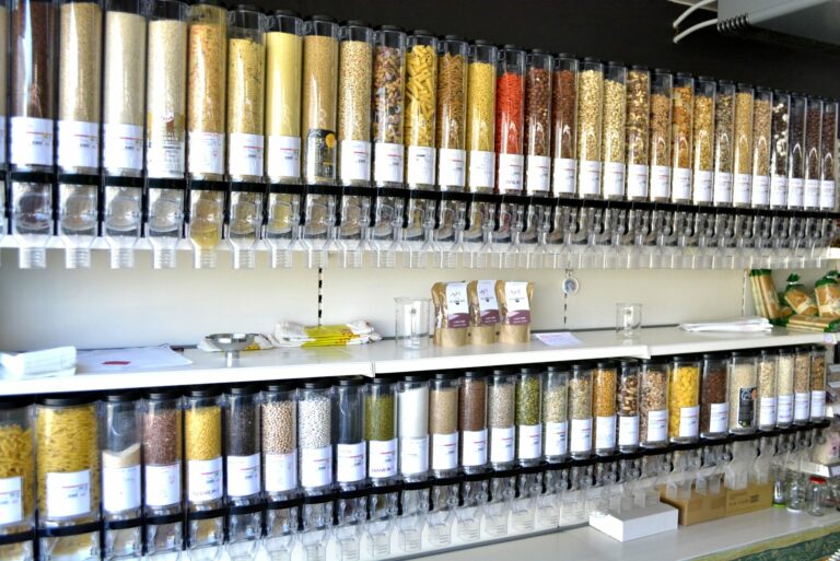 Aux 3 Comptoirs du Rocher — Photo 2