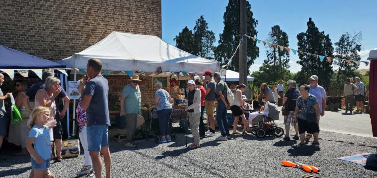 Marché des Petits Producteurs de Hour — Photo 1