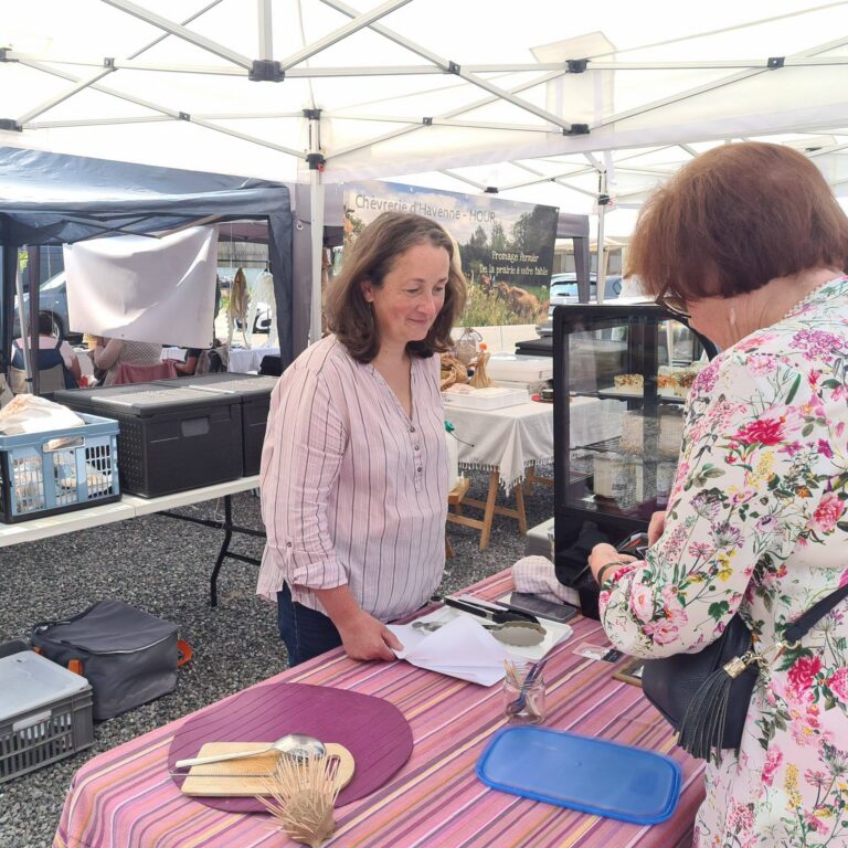 Marché des Petits Producteurs de Hour — Photo 5